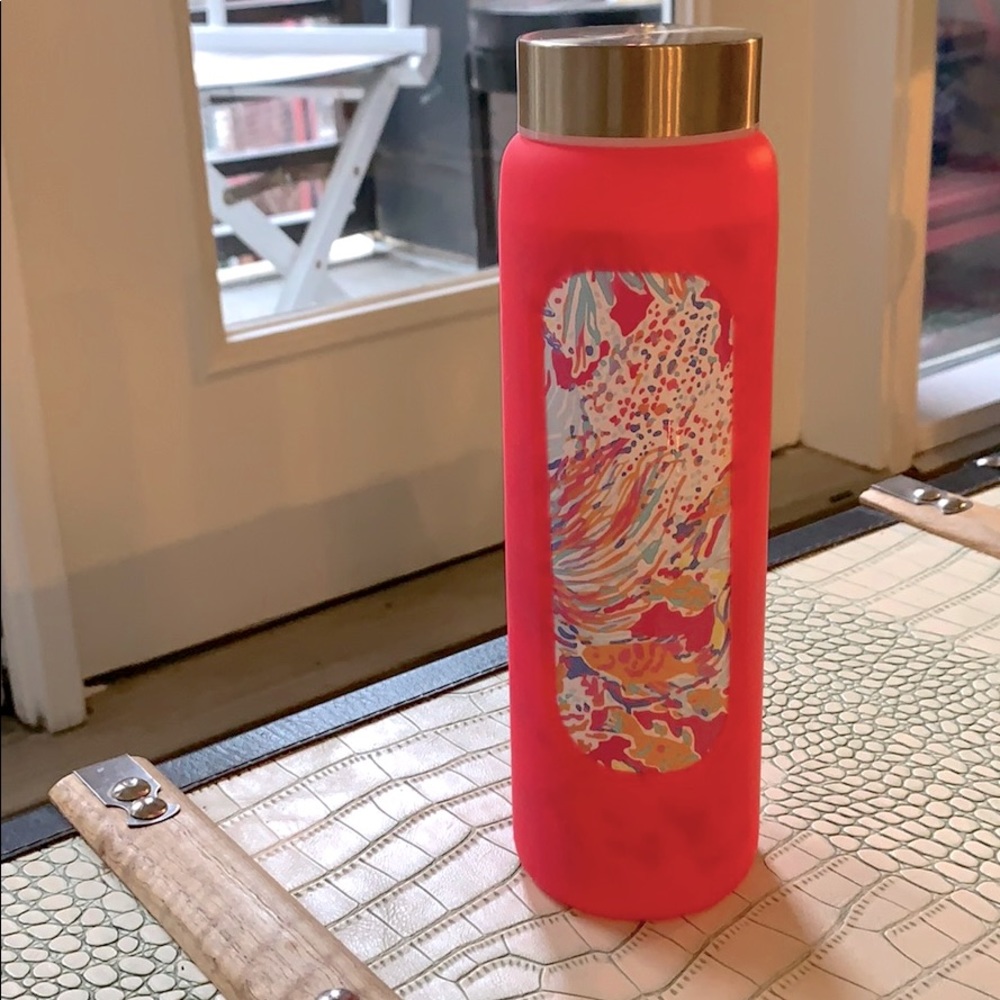 EUC Lilly Pulitzer Water Bottle